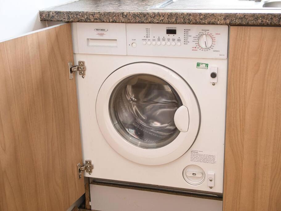 Lovely 1 Bedroom Apartment - Bham City Centre Birmingham Extérieur photo