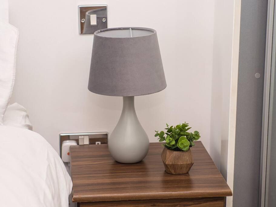 Lovely 1 Bedroom Apartment - Bham City Centre Birmingham Extérieur photo